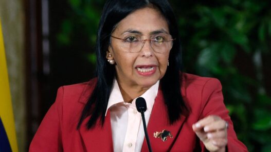 USA News: Medien: Venezuelas Vizepräsidentin übernimmt Regierung - Politik - SZ.de