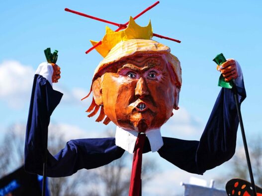 USA News: Tausende „No Kings“-Demonstrationen gegen Trump - Politik - SZ.de