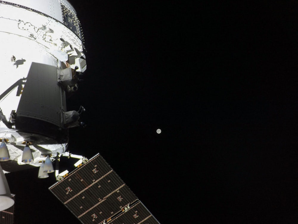 Liveblog zur Mondmission Artemis 2: Dem Mond näher als der Erde - Wissen - SZ.de