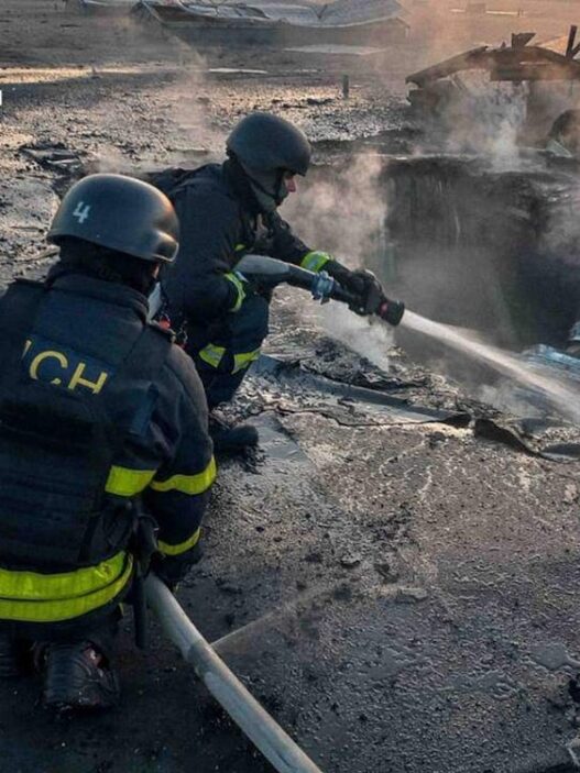 Ukraine News: Mehrere Tote bei russischen Angriffen auf Kiew und Dnipro - Politik - SZ.de