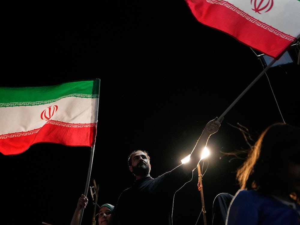 News zu Nahost: Iran fordert Freigabe eingefrorener Auslandsvermögen - Politik - SZ.de