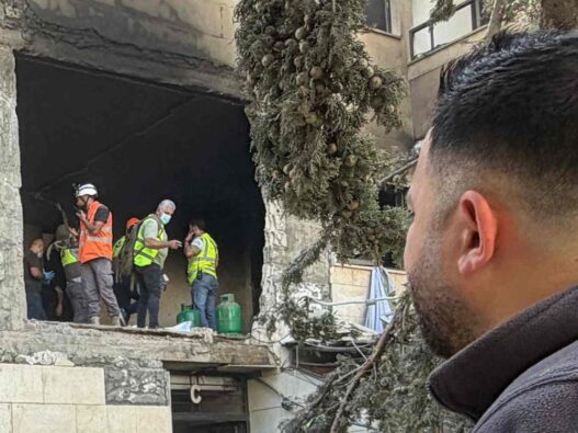 News zu Nahost: Israels Armee meldet Angriff in Beirut - Politik - SZ.de
