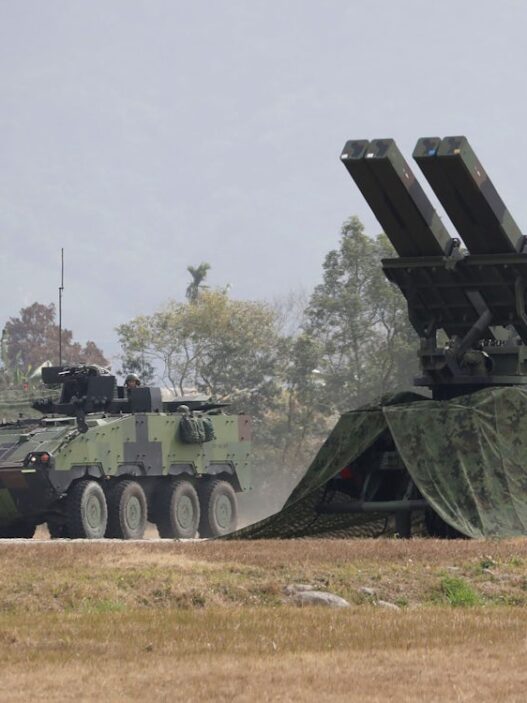 USA News: Trump will Entscheidung zu Waffen für Taiwan als Druckmittel gegen China nutzen - Politik - SZ.de