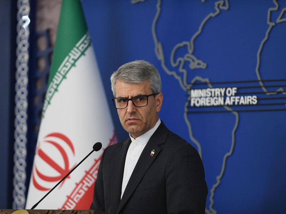 News zu Iran: Teheran dämpft Erwartungen an rasches Friedensabkommen mit USA - Politik - SZ.de