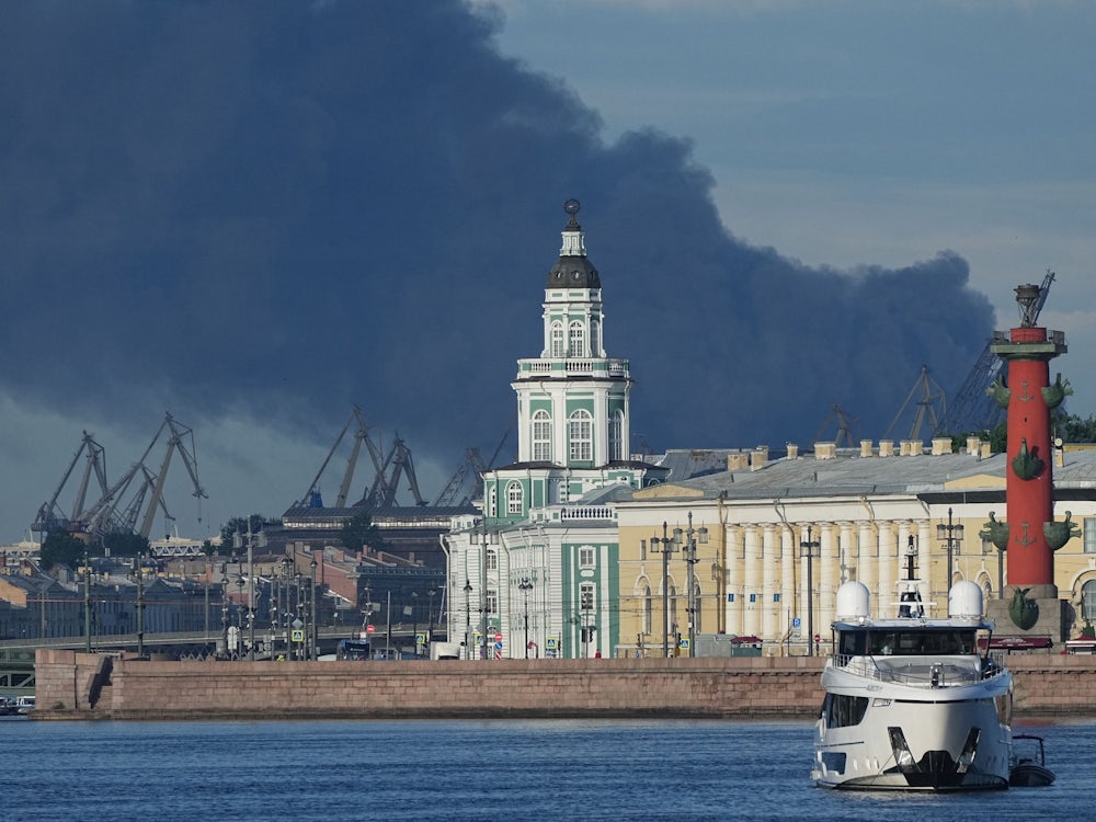 Ukraine News: Ukraine greift erneut Sankt Petersburg an - Politik - SZ.de