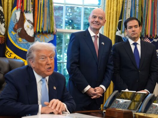 WM 2026: Trump wird bei US-Auftakt wohl nicht im Stadion sein – sondern Außenminister Rubio - Sport - SZ.de