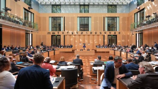 Neues zur Bundesregierung: Grünes Licht für Krankenkassen-Reform im Bundesrat - Politik - SZ.de