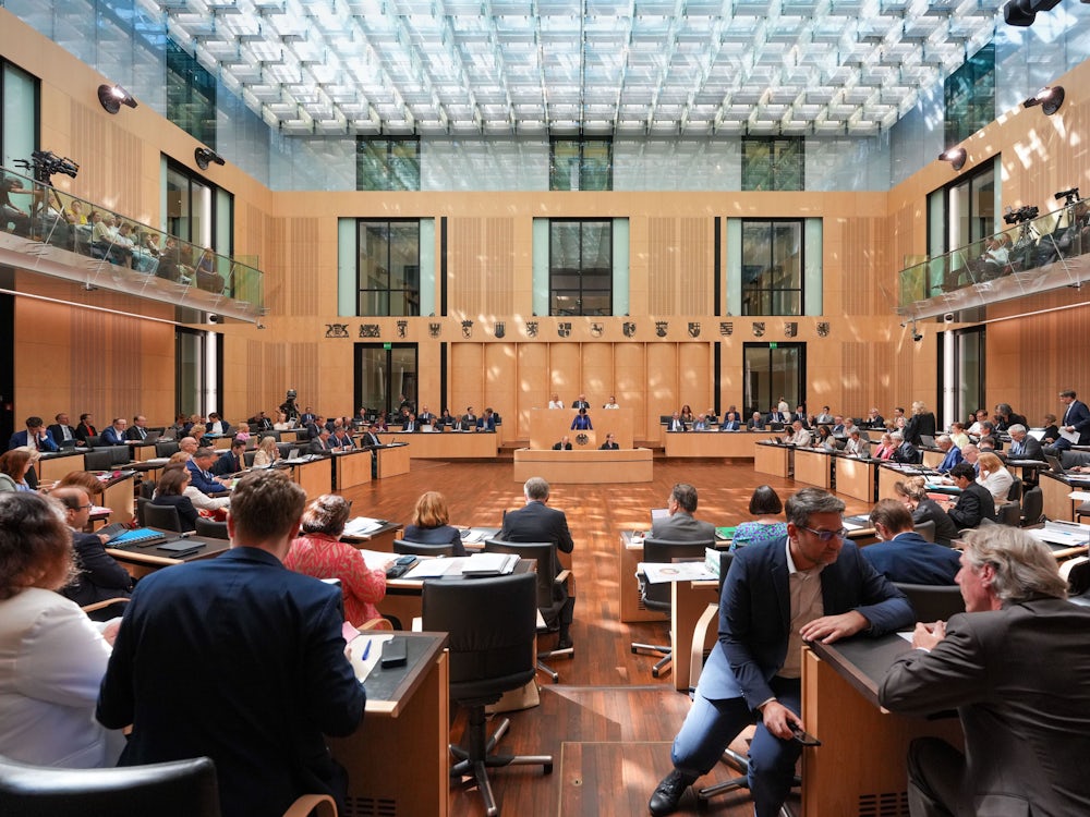 Neues zur Bundesregierung: Grünes Licht für Krankenkassen-Reform im Bundesrat - Politik - SZ.de