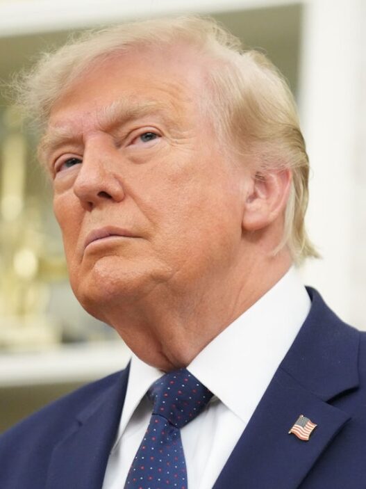 Ukraine News: Trump möchte wohl Gespräche mit Selenskij über Kriegsende führen - Politik - SZ.de