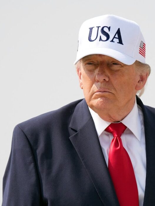 USA News: Trump bezeichnet Deutschlands Nato-Ausgaben als „lächerlich“ - Politik - SZ.de