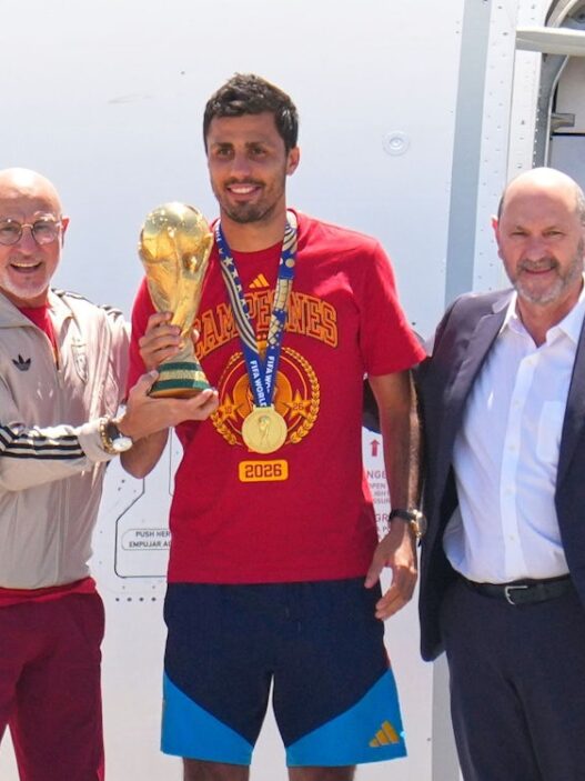 WM 2026: Fifa leitet nach Finale und Paredes' Ausraster Verfahren gegen Argentinien ein - Sport - SZ.de