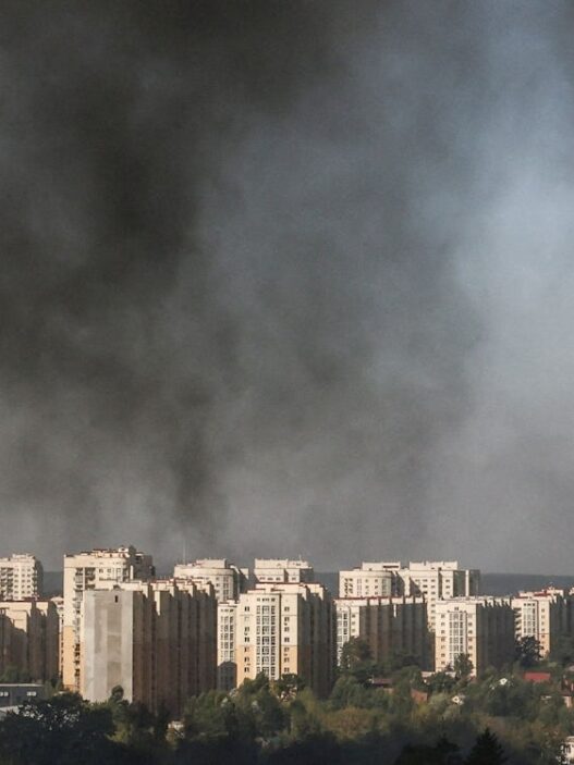 Ukraine News: Ukraine: Zahlreiche Tote bei russischem Drohnenangriff - Politik - SZ.de