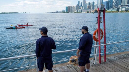 USA News: Trump verfügt Umbenennung von Lake Ontario in „Lake America“ - Politik - SZ.de