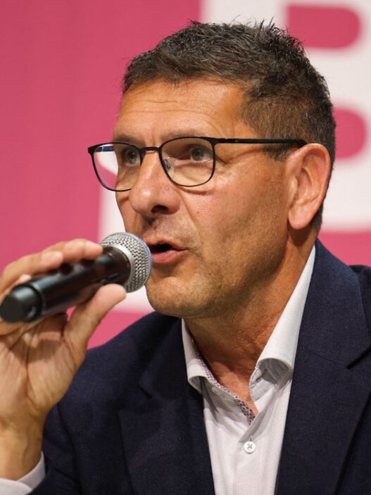 Landtagswahlen 2026: BSW geht mit der AfD in Gespräche - Politik - SZ.de