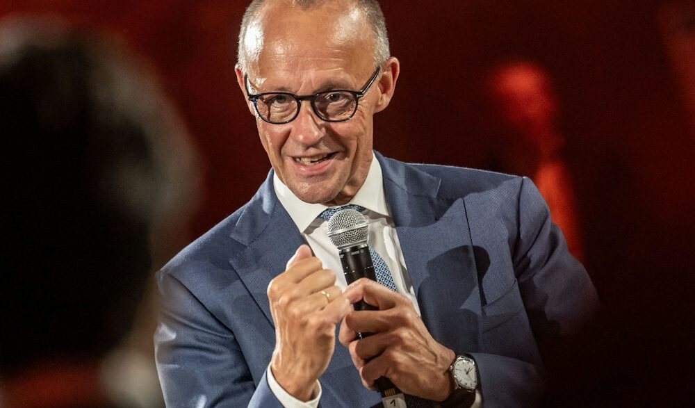 Newsblog zur Bundespolitik: CDU-Ministerpräsidenten stellen sich hinter Bundeskanzler - Politik - SZ.de