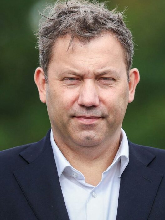 Newsblog zur Bundespolitik: Klingbeil: EU-Kommission muss bei Übergewinnsteuer „in die Puschen kommen“ - Politik - SZ.de