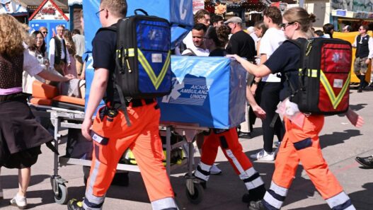 Oktoberfest-News 2026: Seniorin stirbt nach Rollstuhl-Sturz auf der Wiesn - München - SZ.de