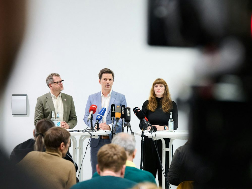 Berlin: Linke, Grüne und SPD wollen Koalitionsverhandlungen vorschlagen - Politik - SZ.de