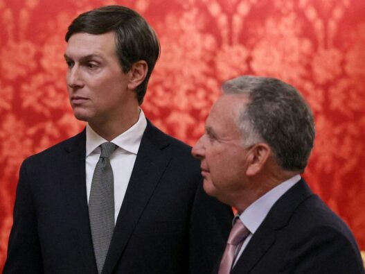 Liveblog zum Ukraine-Krieg - Friedensgespräche  sollen wohl an Öl-Deal geknüpft werden - Politik - SZ.de