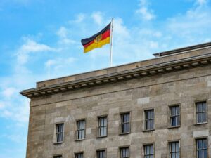 News zur Bundesregierung: Geschätzte Steuereinnahmen ziehen bis 2030 etwas an - Politik - SZ.de